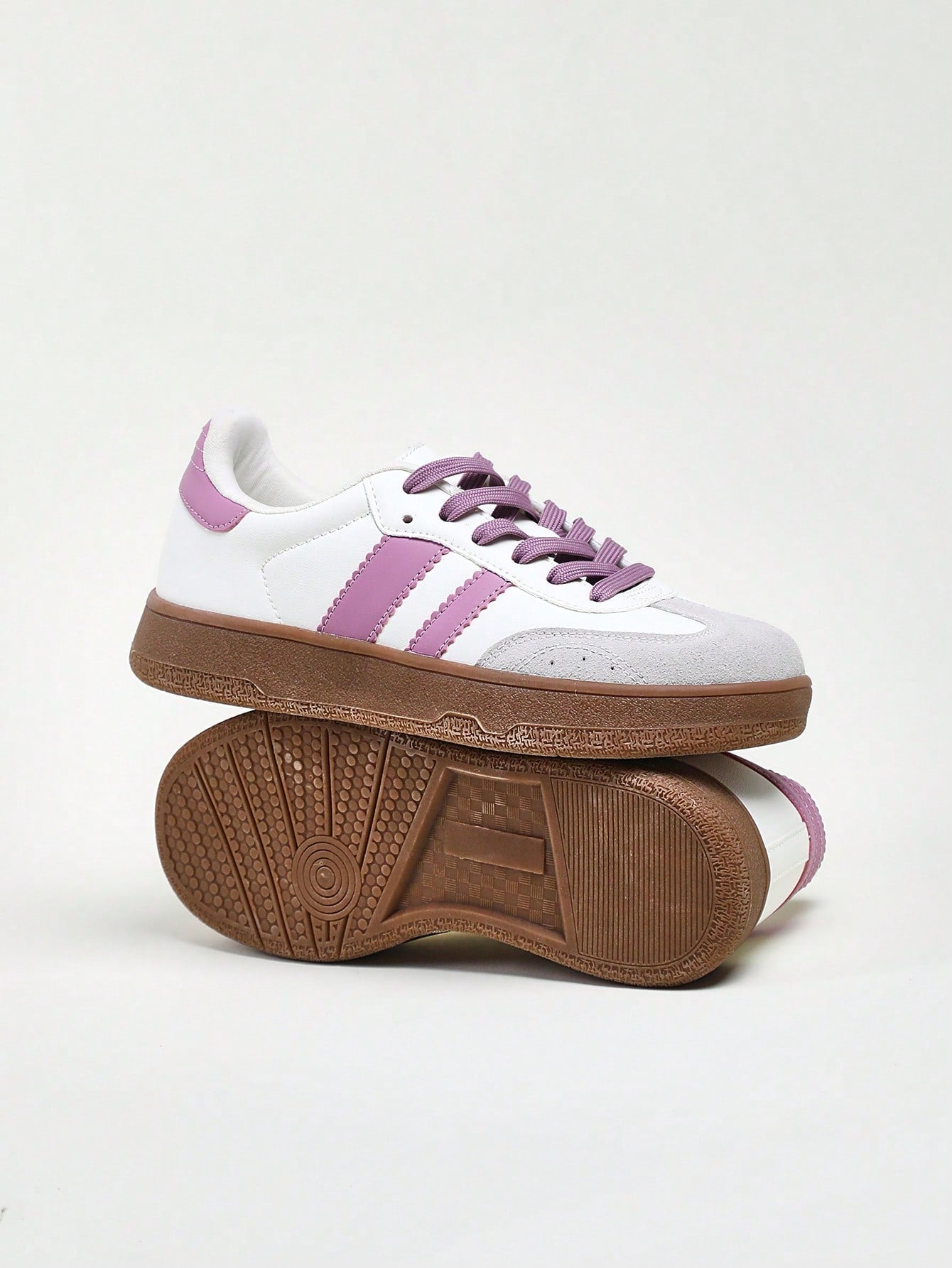 Women's 2 Stipes Gum Sole Sneakers shein