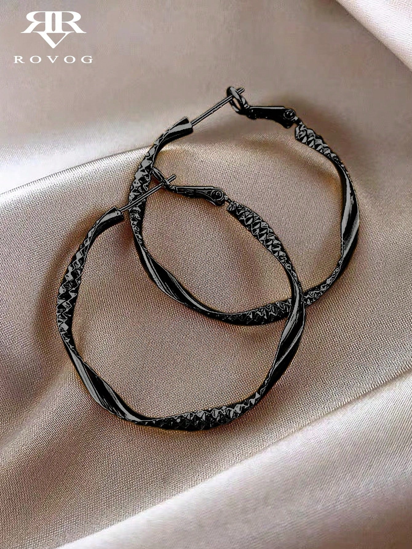 1pair Simple Luxury Fashionable Round Plain Earrings