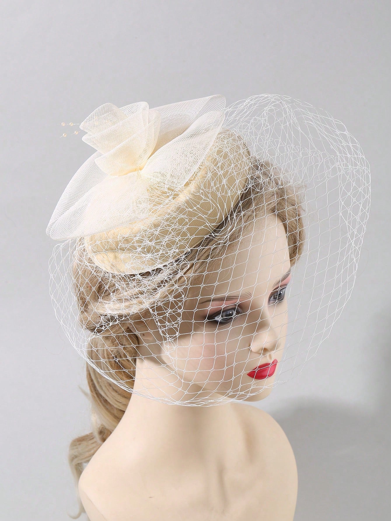1pc Women Fashion Mesh Flower Decor Elegant Hat & 1Pair Full Finger Gloves shein