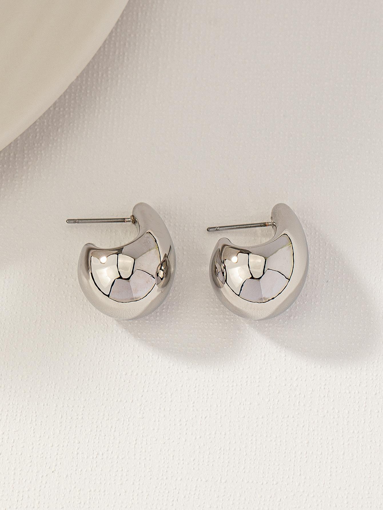 1pair Simple & Luxurious Silver Arc-shaped Earrings shein