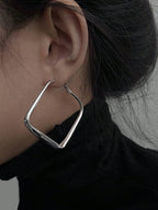 1pair Simple Luxury Fashionable Round Plain Earrings shein
