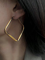 1pair Simple Luxury Fashionable Round Plain Earrings shein