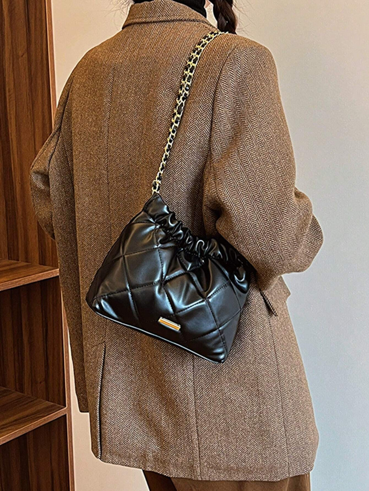 1pc Solid Color Bowknot Decor Pu Leather Women's Shoulder Bag shein