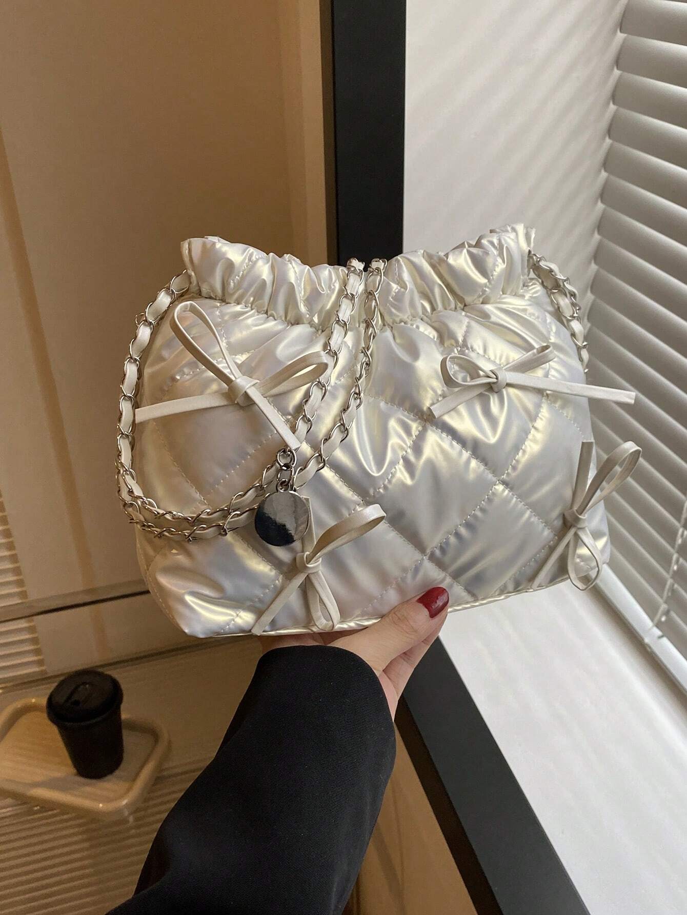 1pc Solid Color Bowknot Decor Pu Leather Women's Shoulder Bag shein