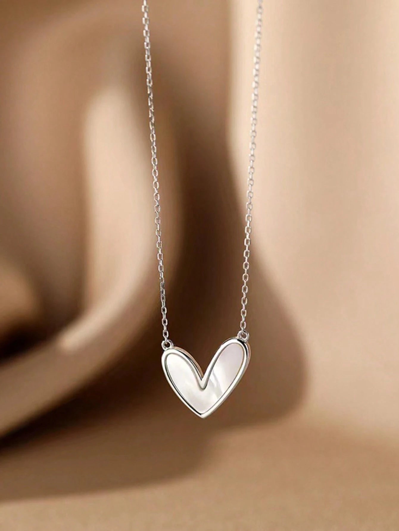 1pc Stainless Steel Necklace With 18k Gold Plated Heart Shaped Pendant Inlaid With White Acrylic Slices shein