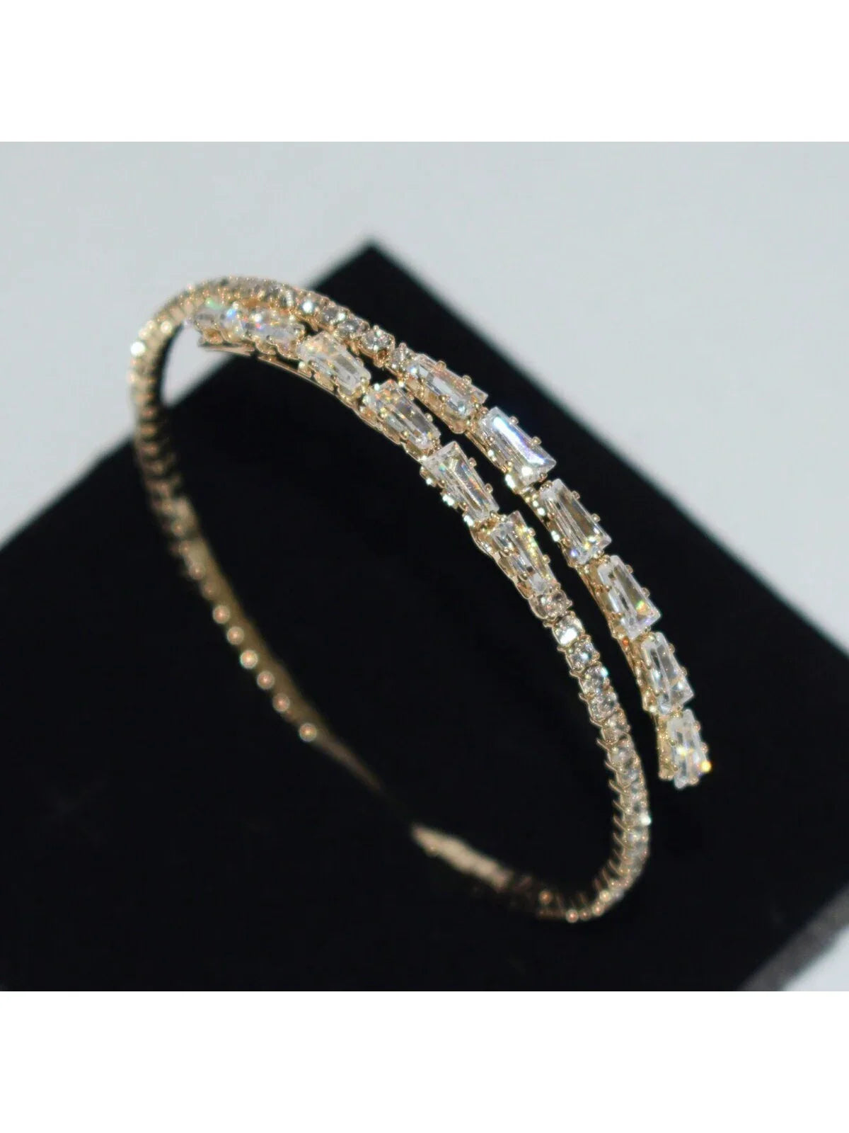 1pc Fashion Cubic Zirconia Decorated Open Cuff Bracelet shein