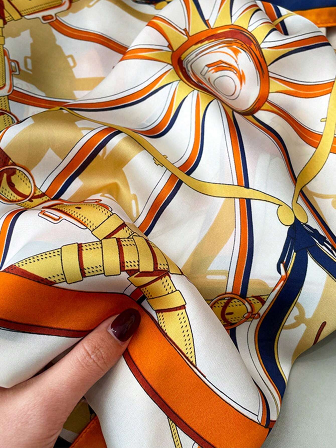 A Luxurious And Designer Style Chain Print Silk Bandana shein