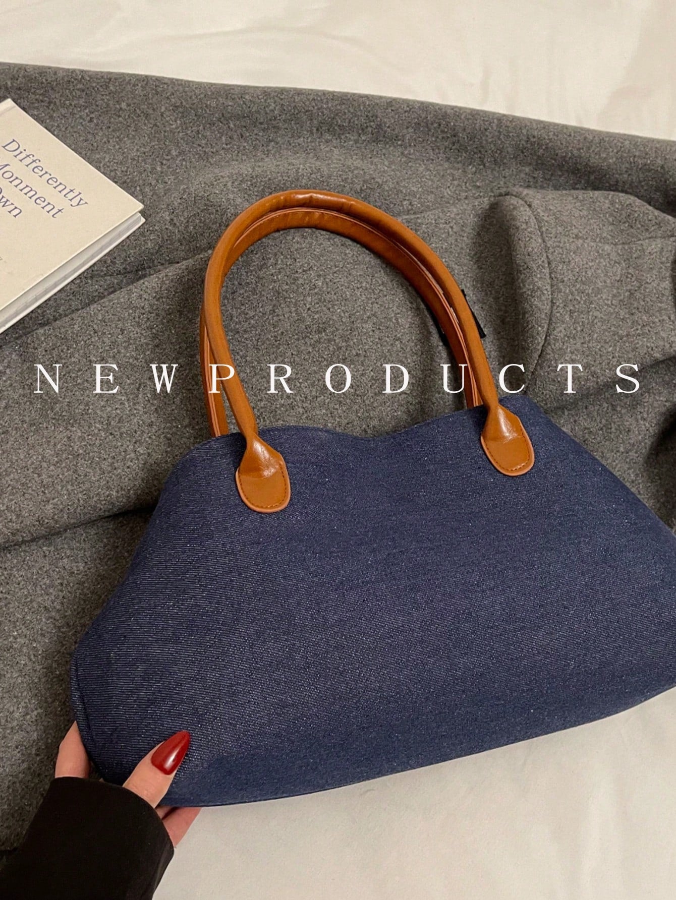 FEISTURE 1pc Spring & Summer Fashion Patchwork Denim Hand Bag shein