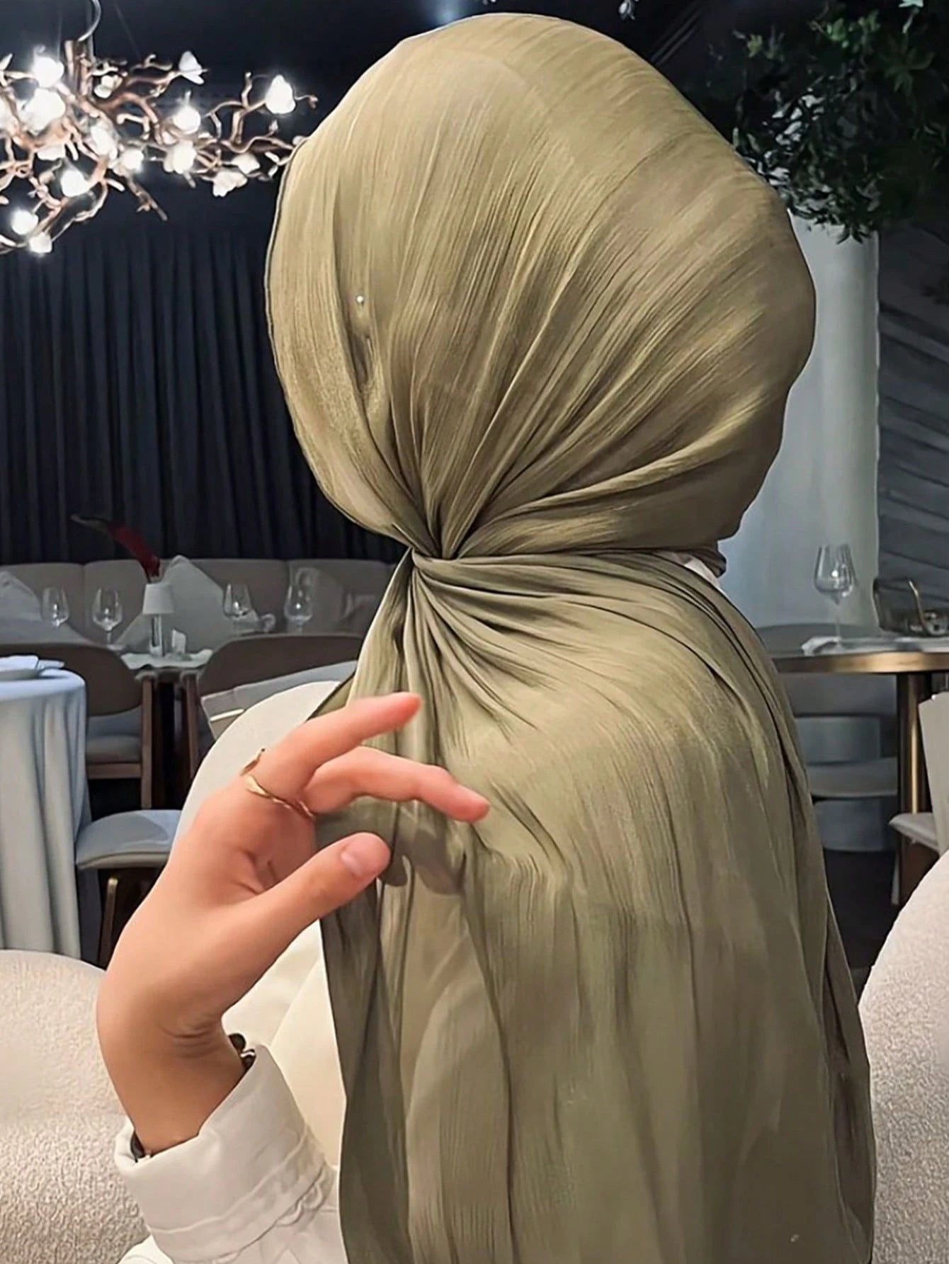 1pc Women's Basic Solid Color Silk-Like Elegant Shiny Soft Headscarf