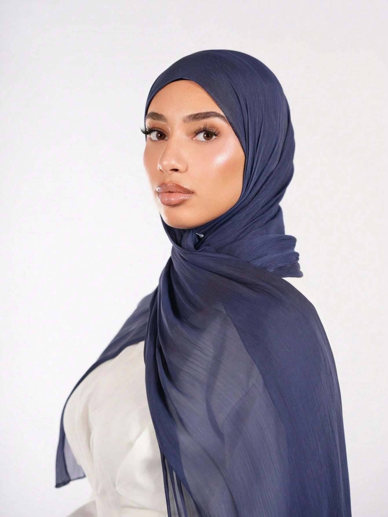 1pc Women's Basic Solid Color Silk-Like Elegant Shiny Soft Headscarf