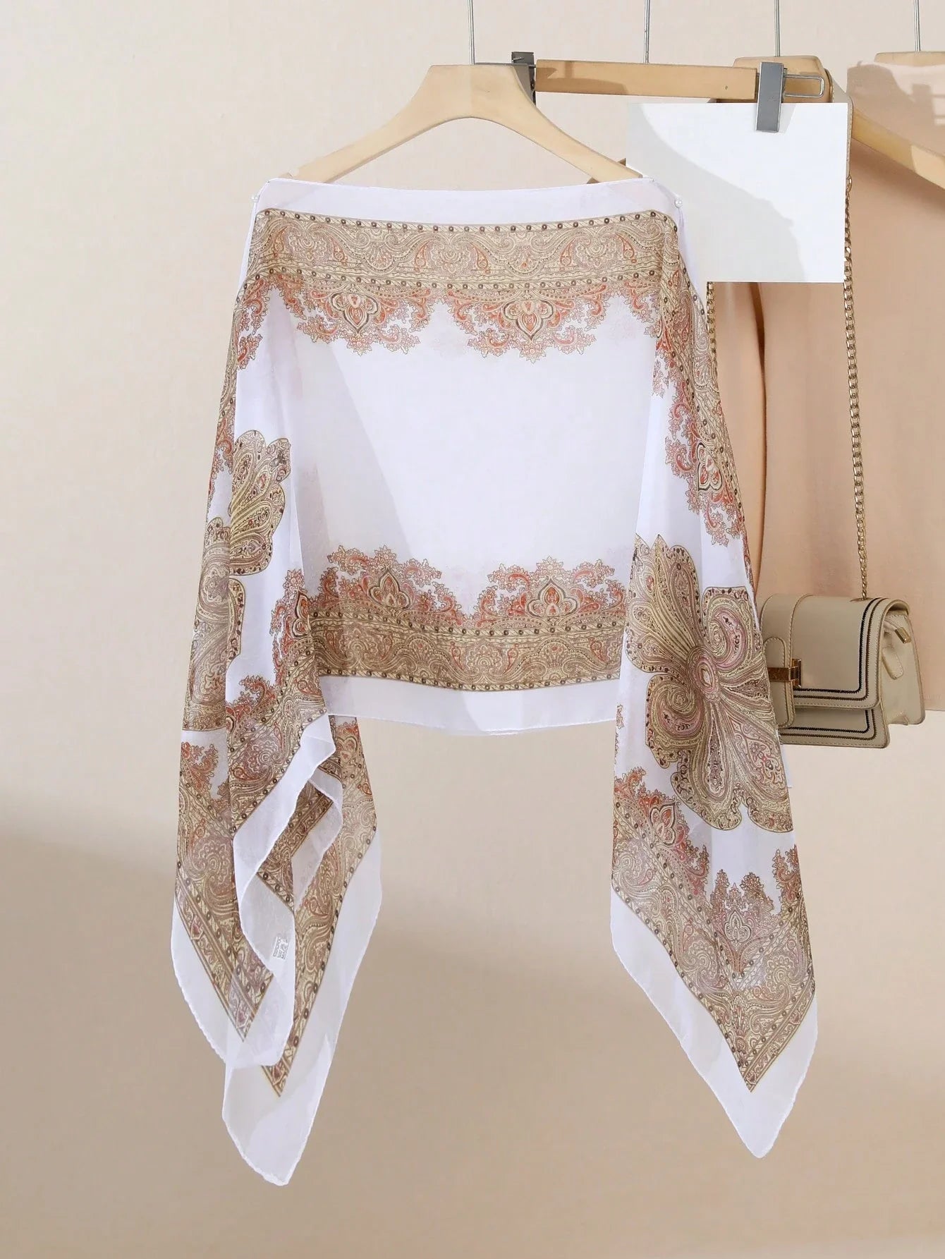 Vintage Paisley Print Versatile Loose Fit Pearl Button Scarf Shawl shein