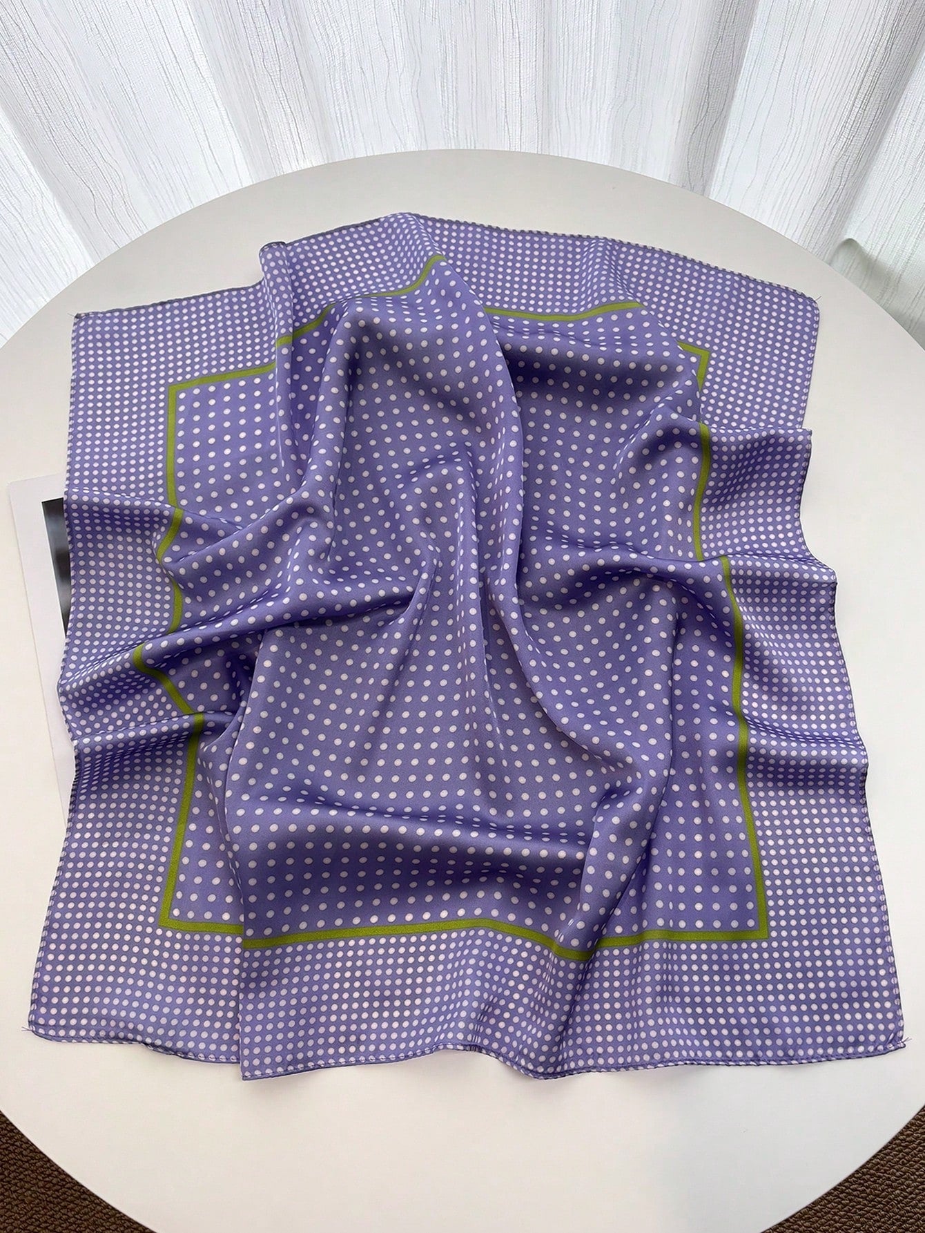 1pc Women's Luxury Elegant Fashion Polka Dot Print Silk Bandana shein