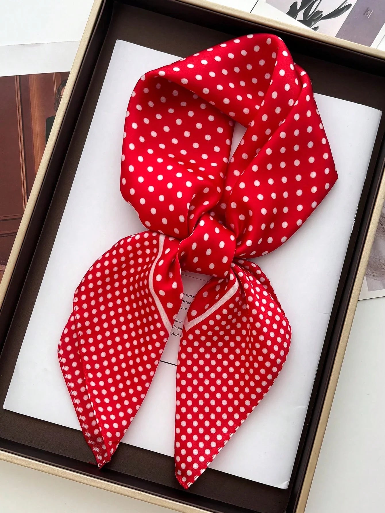 1pc Women's Luxury Elegant Fashion Polka Dot Print Silk Bandana shein