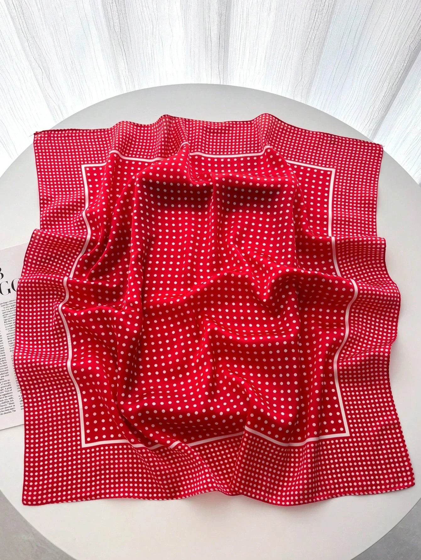 1pc Women's Luxury Elegant Fashion Polka Dot Print Silk Bandana shein