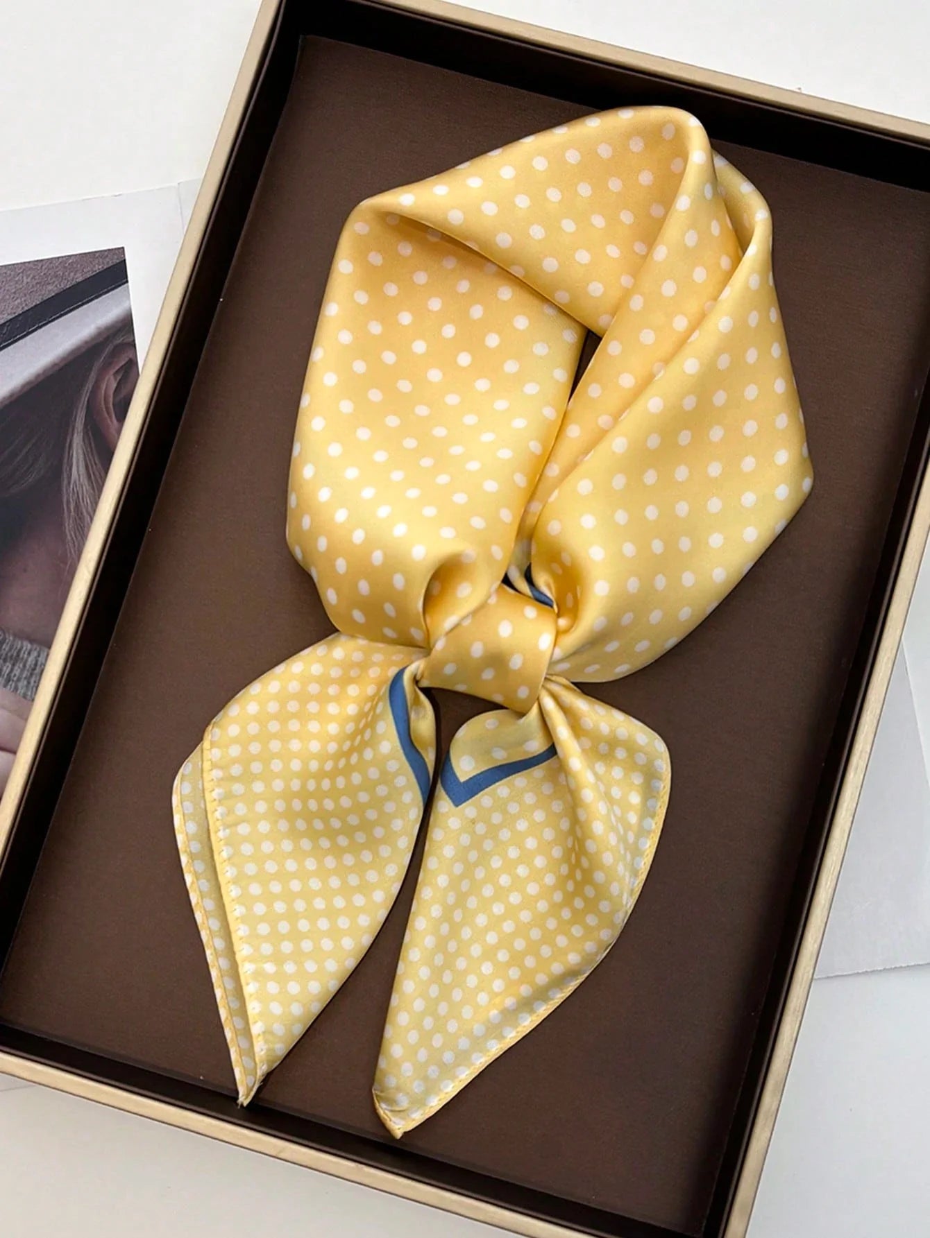 1pc Women's Luxury Elegant Fashion Polka Dot Print Silk Bandana shein