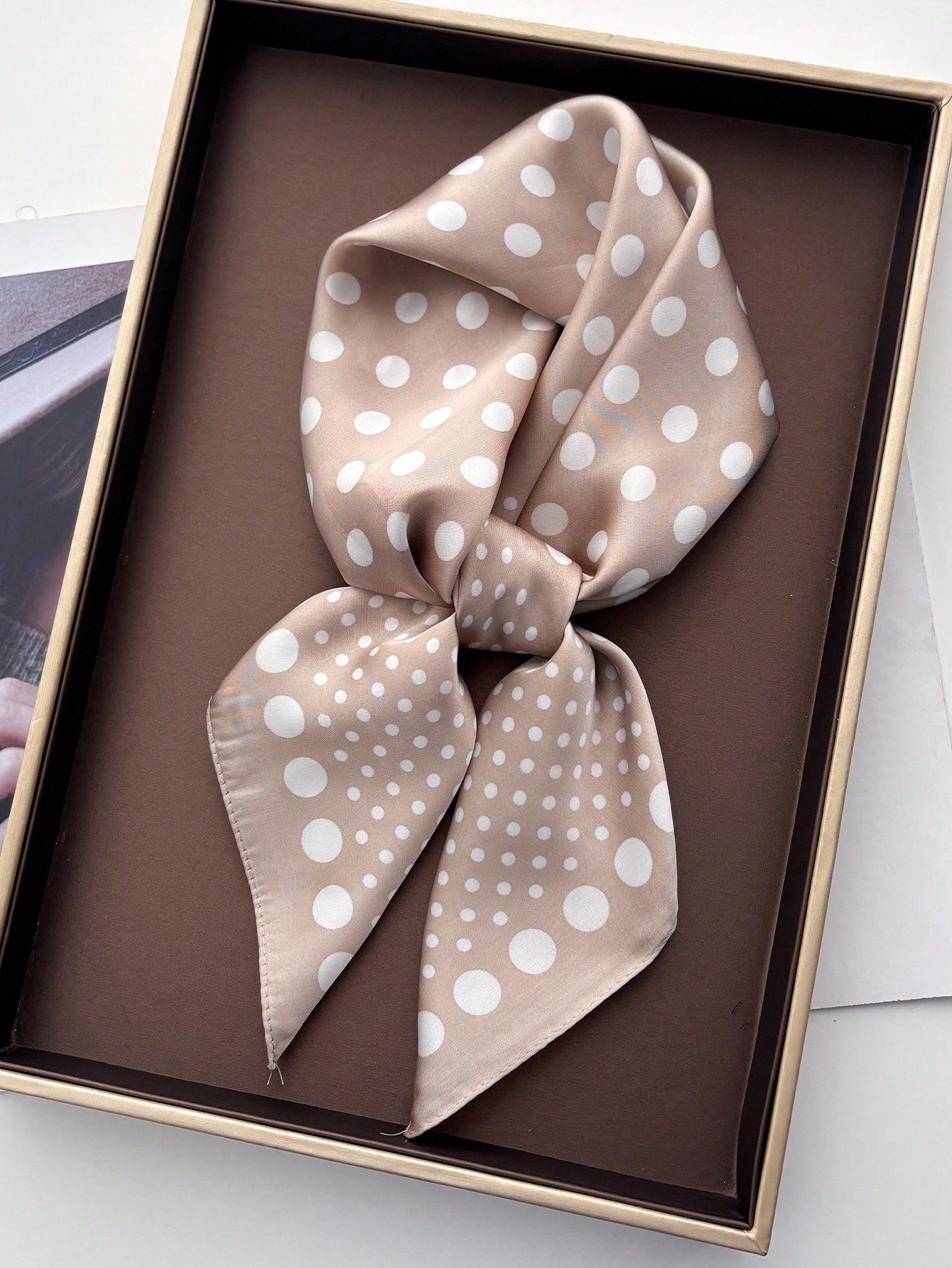 1pc Women's Luxury Elegant Fashion Polka Dot Print Silk Bandana shein