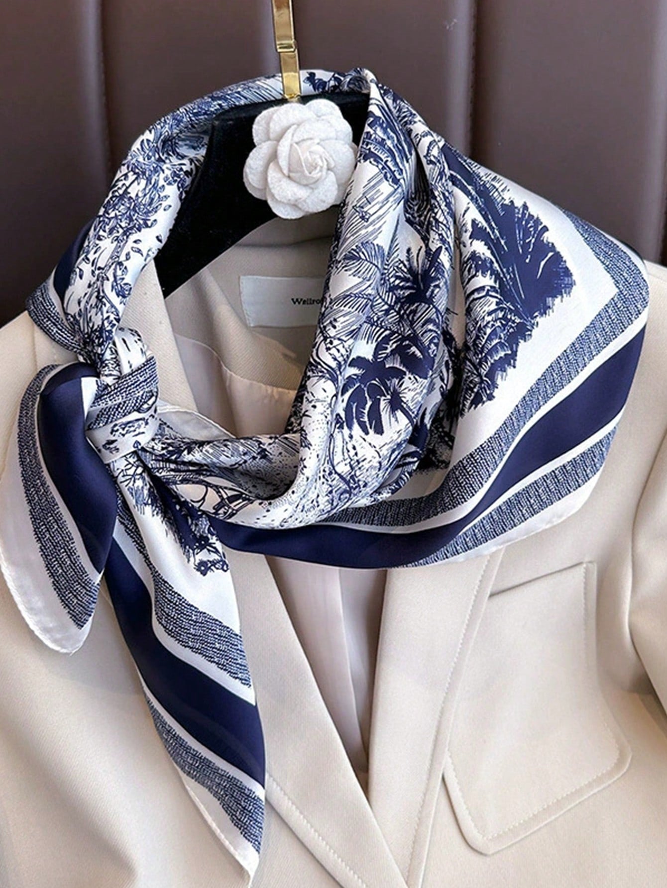 1pc Women's Scarf Imitated Mulberry Silk Square Scarf shein