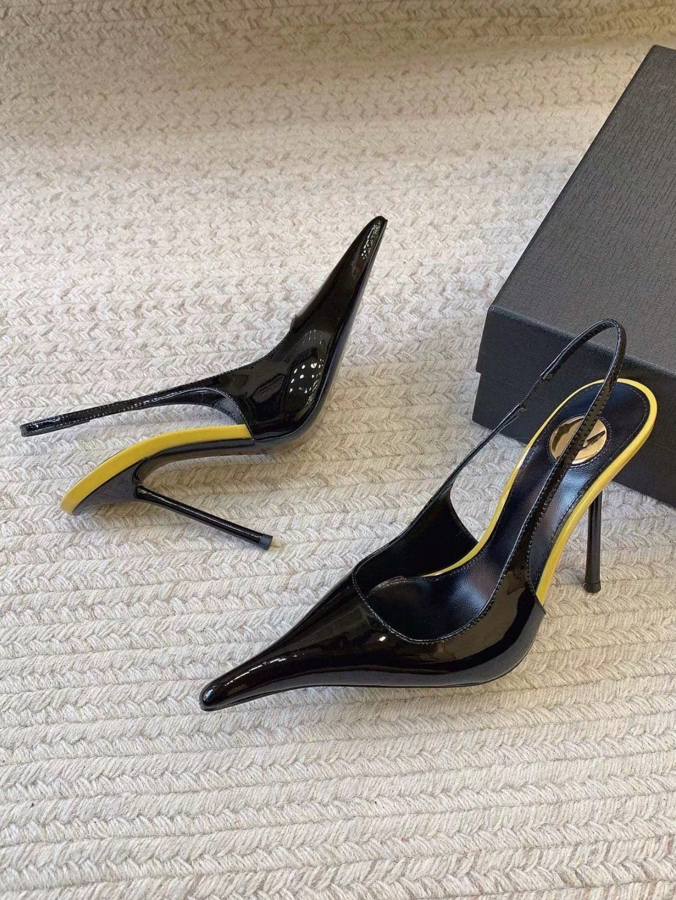 Super High Heel Pointed Toe Party Pumps shein