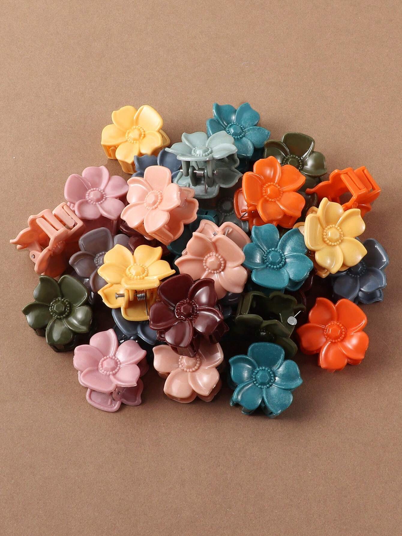 30pcs Medium Size Mixed Color Square Hair Claw Clips shein