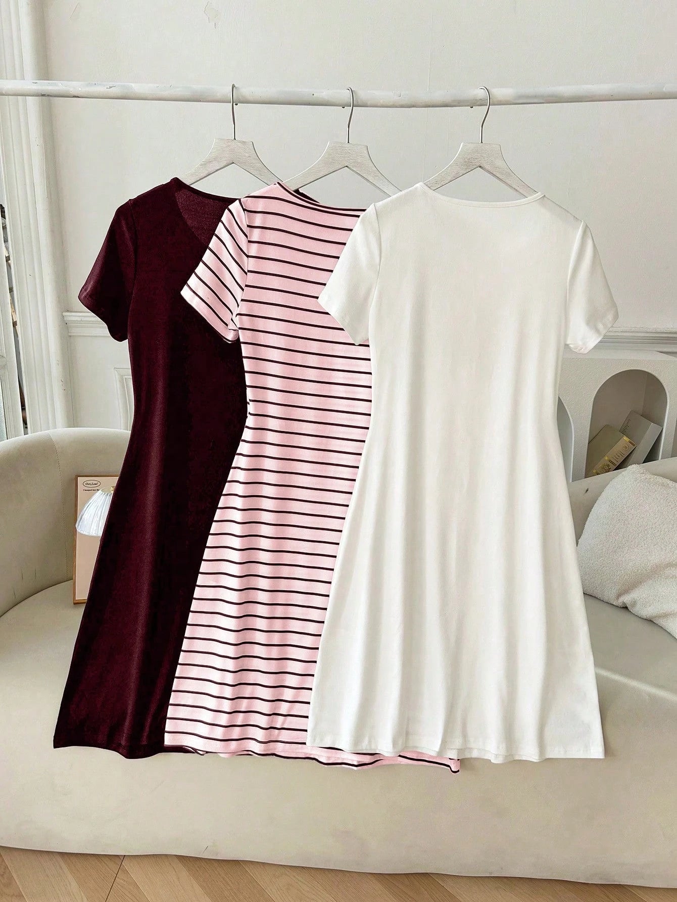 3 Sets Striped White & Red Dress Outfit
