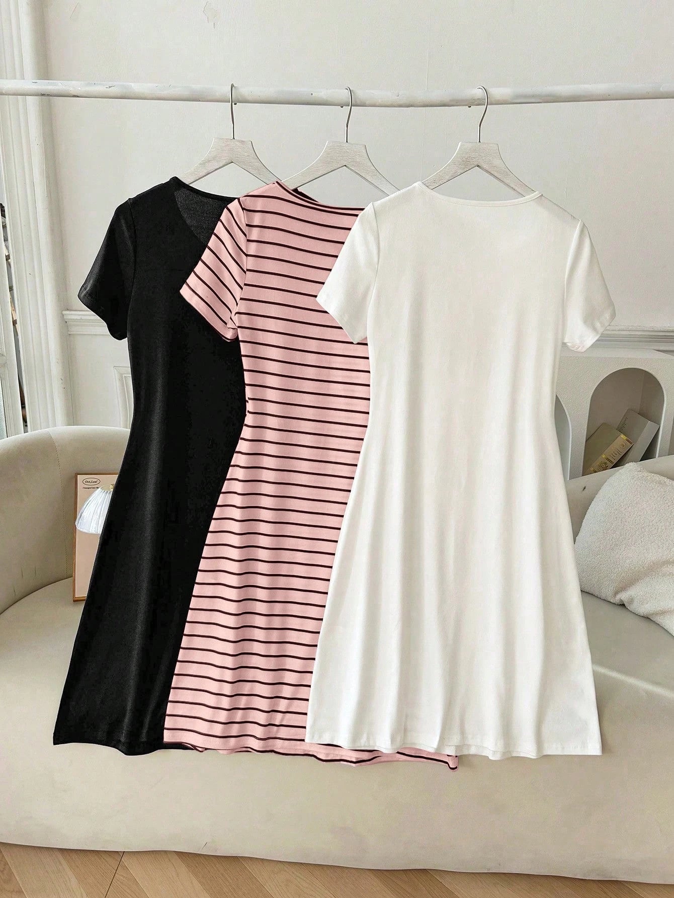 3 Sets Striped White & Red Dress Outfit