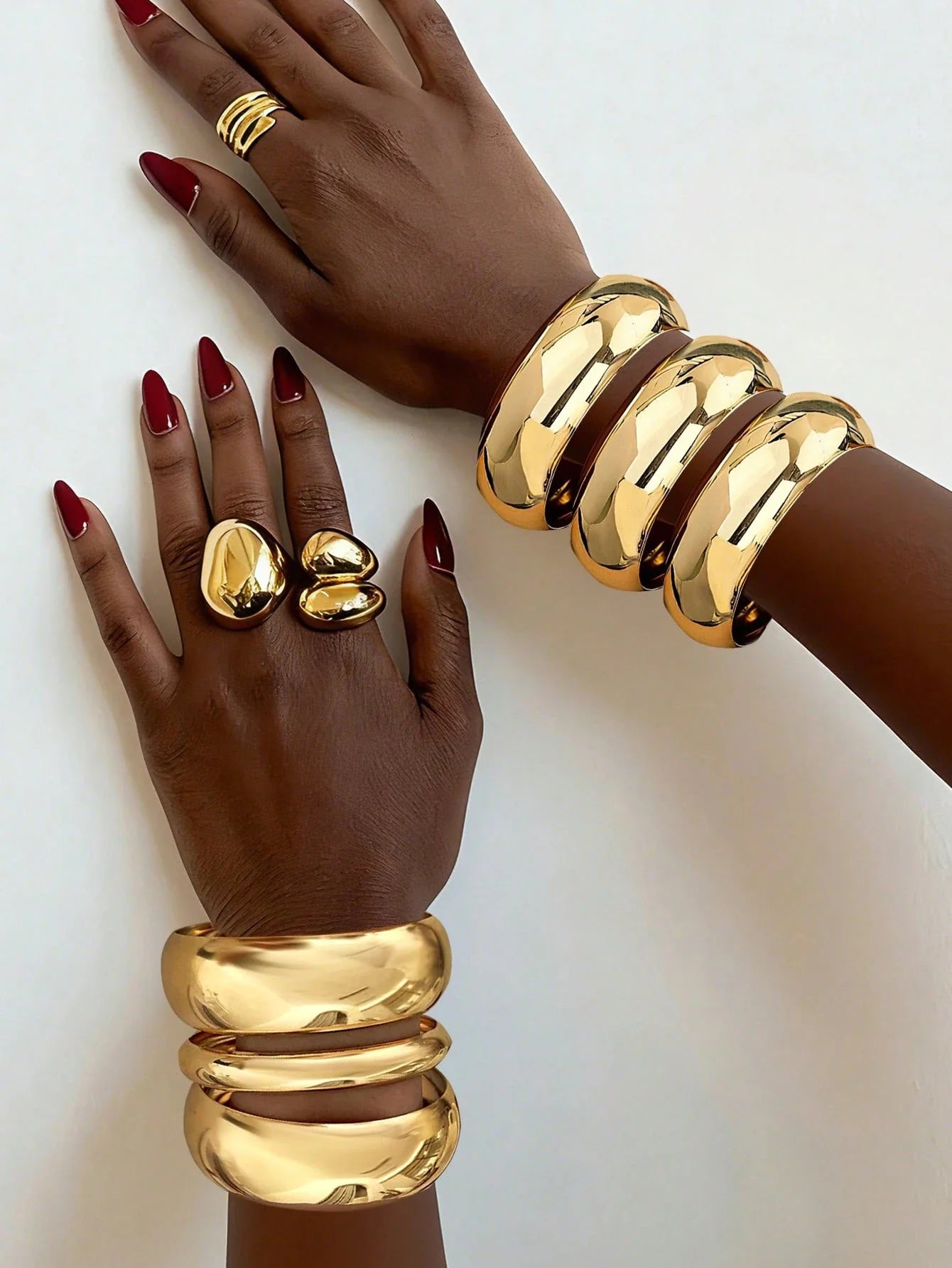 3pcs Vintage Exaggerated Coin Design Metal Gold Bangle Bracelet Set shein