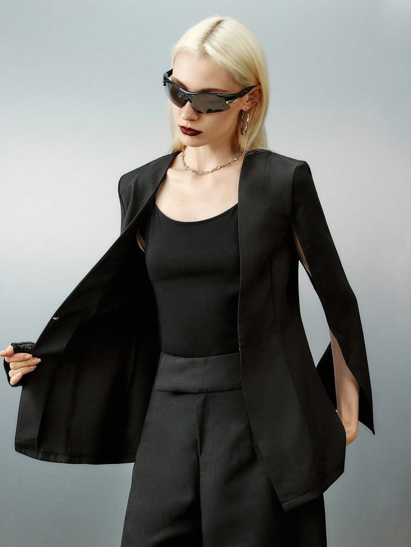 Airlisse Cloak Sleeve Open Front Blazer