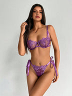 Embroidered Lace-Up Women's Lingerie Set shein