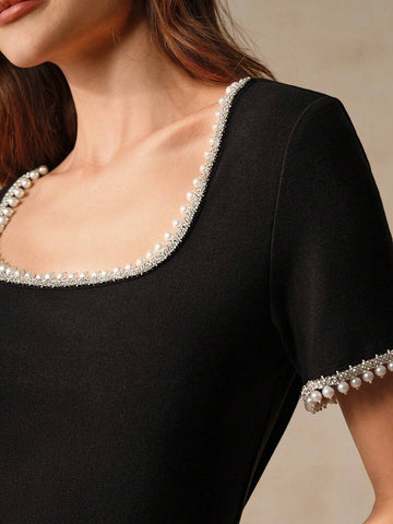 Women's Black Short-Sleeved T-Shirt With Pearl And Rhinestone
