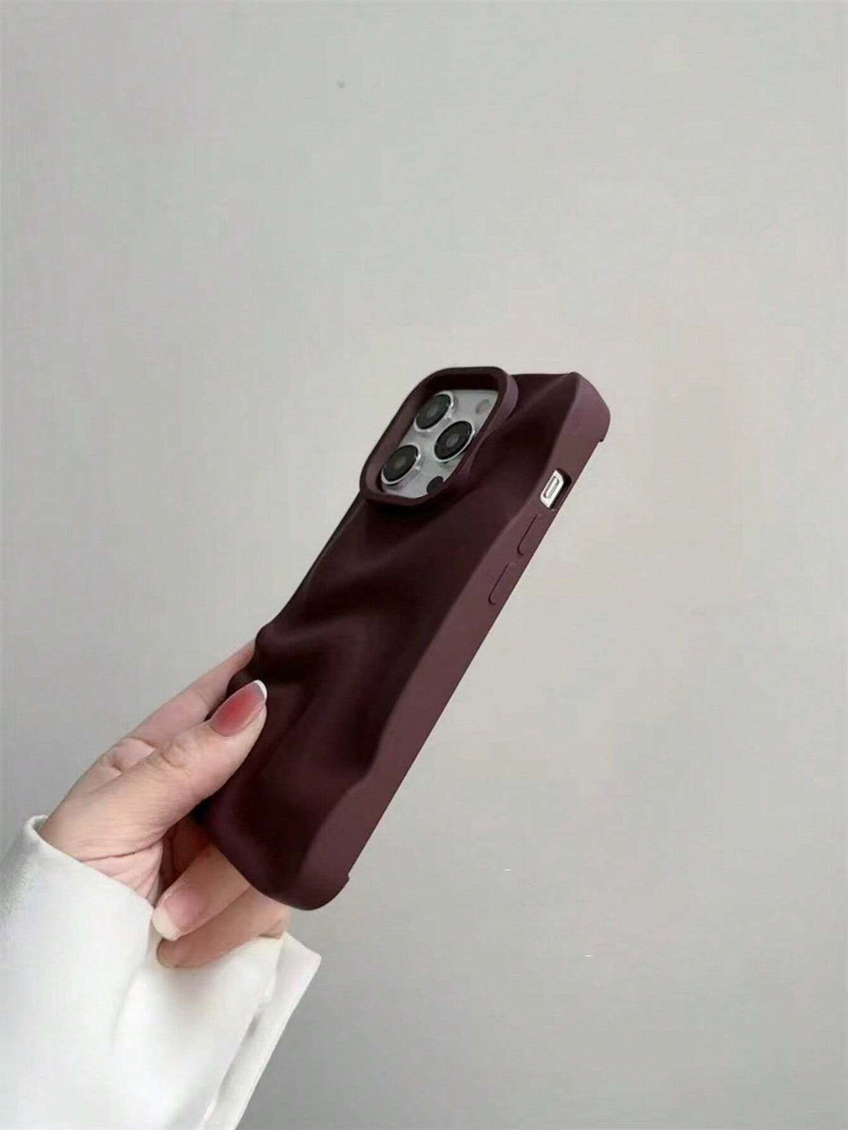 Apple 1pc Y2K Style Silicone Matte 3D Asymmetrical Water Wave Textured Minimalist Solid Color Shockproof Phone Case shein