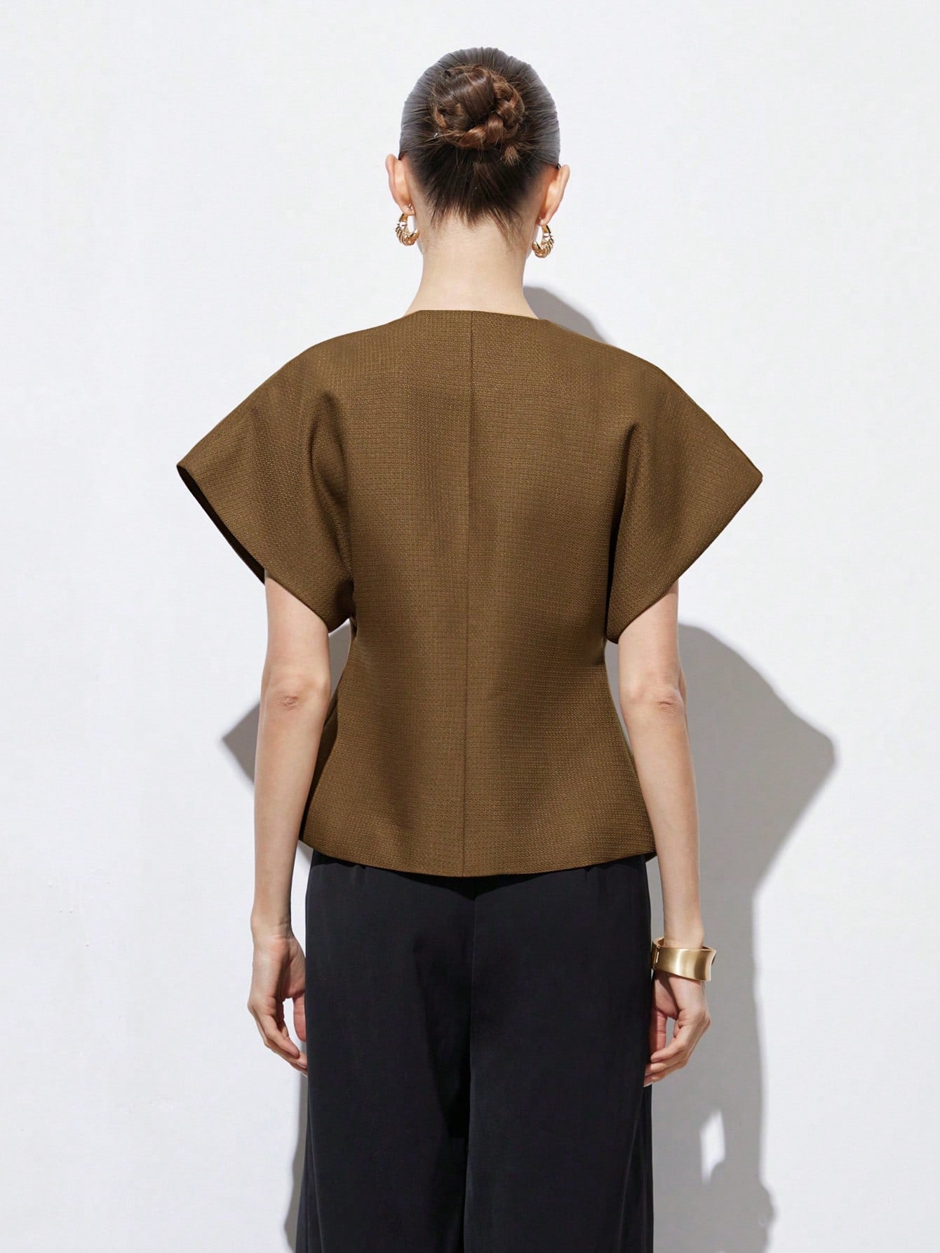 Elegant Minimalist Design V-Neck Asymmetrical Hem Cap Sleeve Jacket With Decorative Buttons