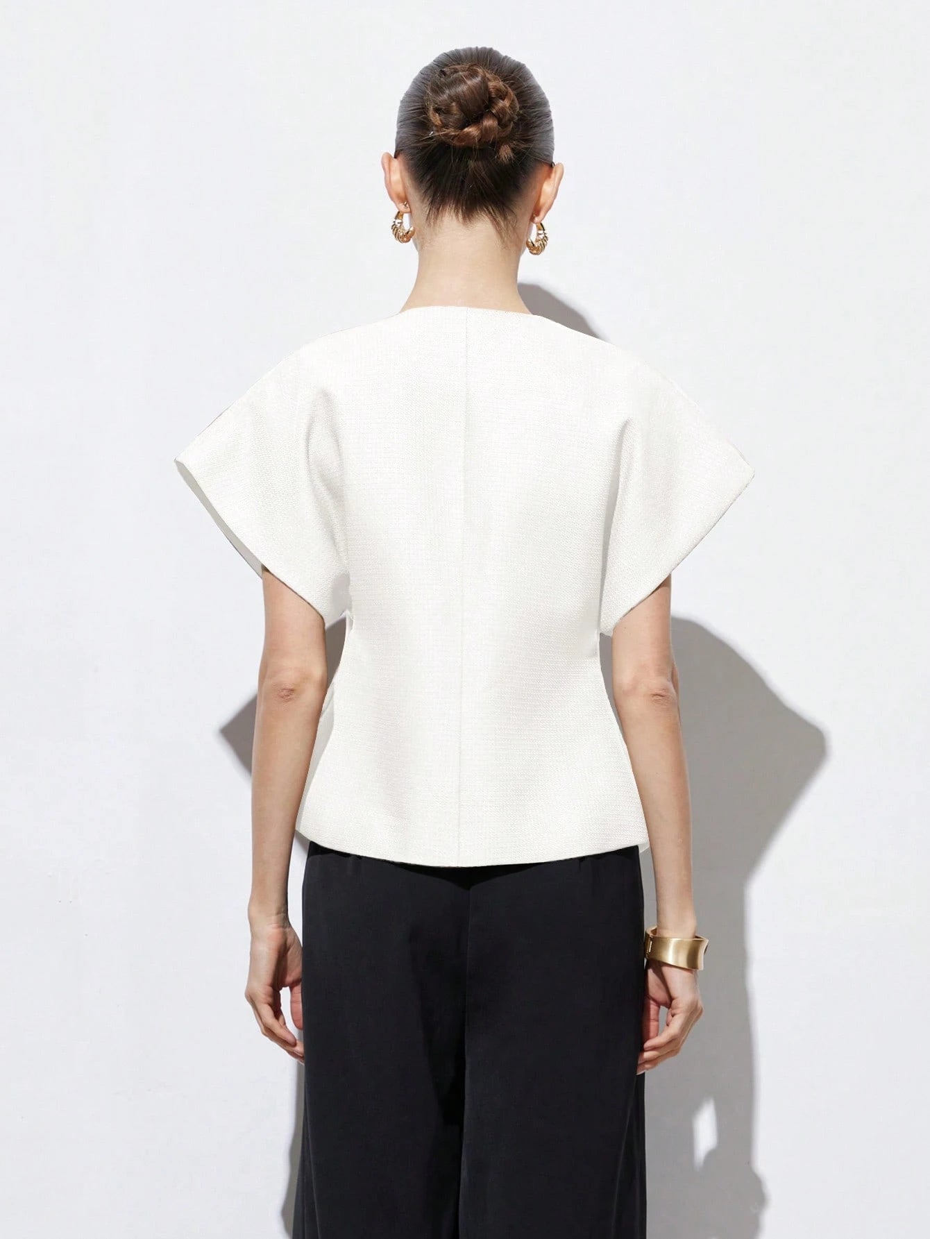 Elegant Minimalist Design V-Neck Textured Fabric Asymmetrical Hem Cap Sleeve Jacket With Decorative Buttons