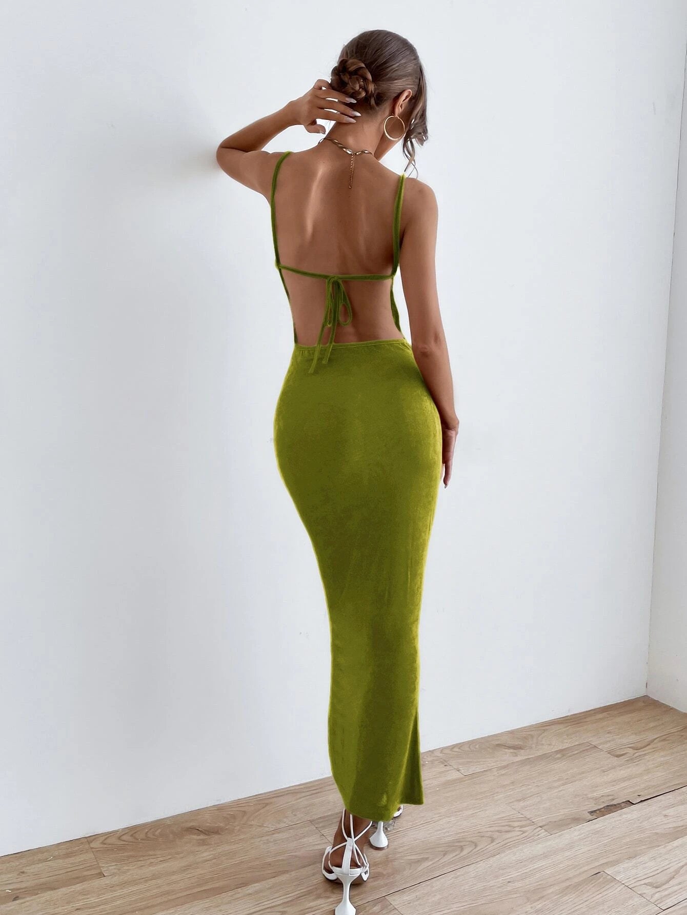 BAE Solid Tie Backless Ruched Dress shein