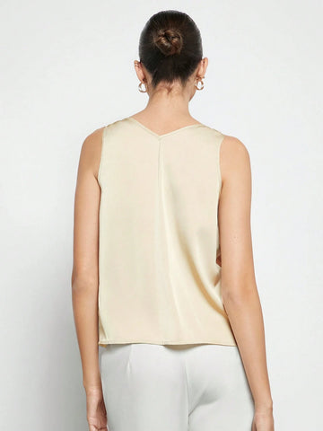 BizChic Colorblock Sleeveless Shirt