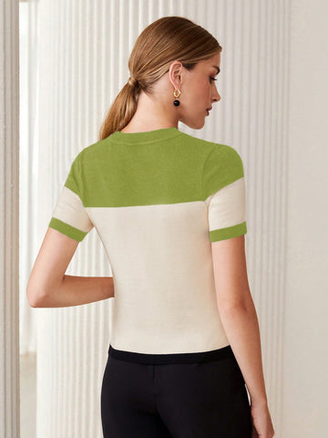 2pcs Contrast Color Fitted Knit Sweater