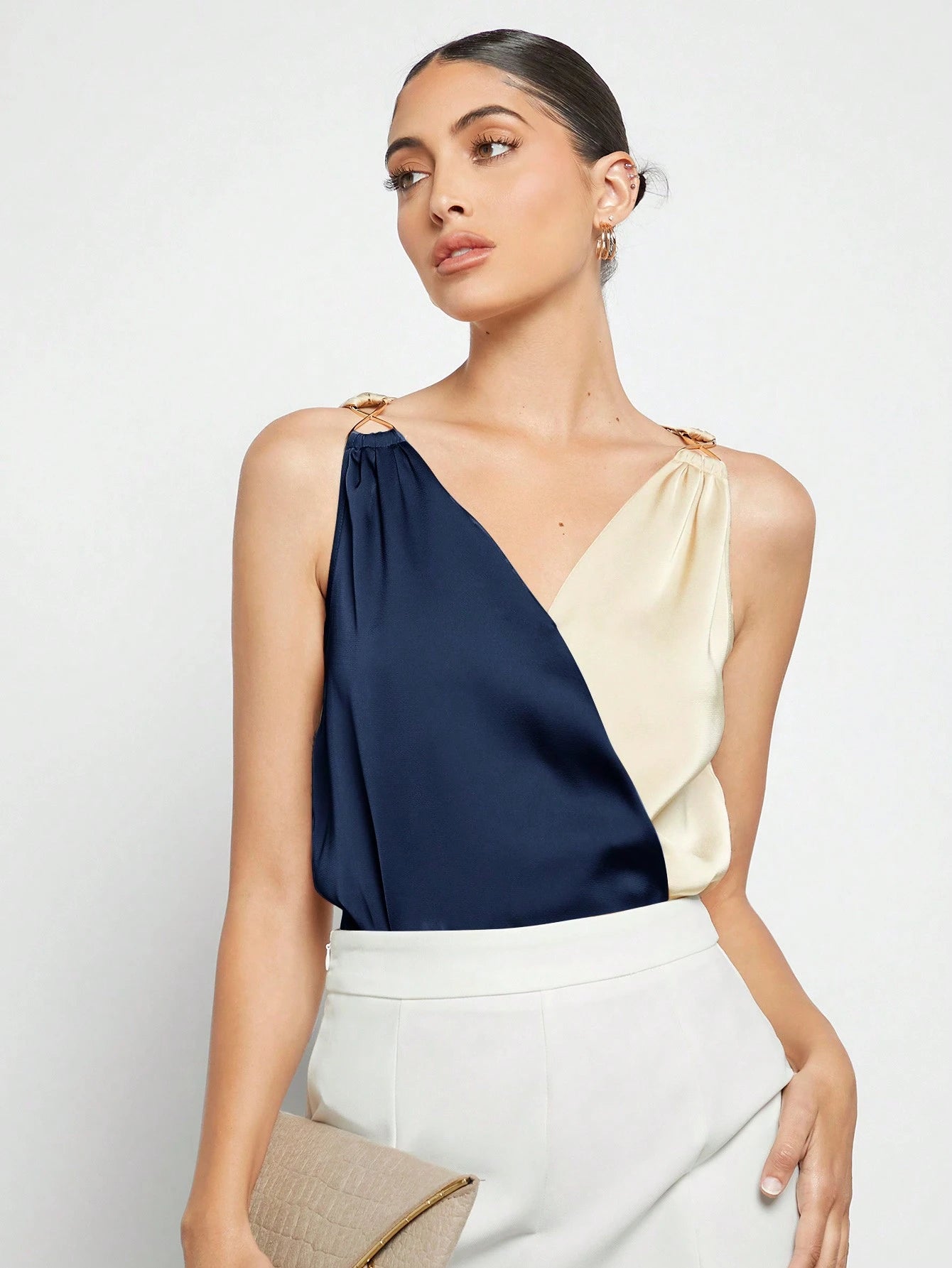 BizChic Colorblock Sleeveless Shirt shein