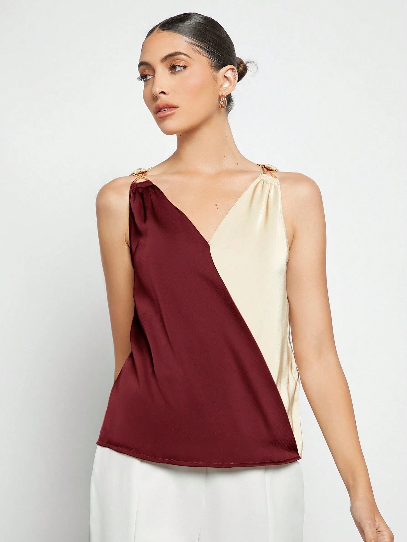 BizChic Colorblock Sleeveless Shirt shein