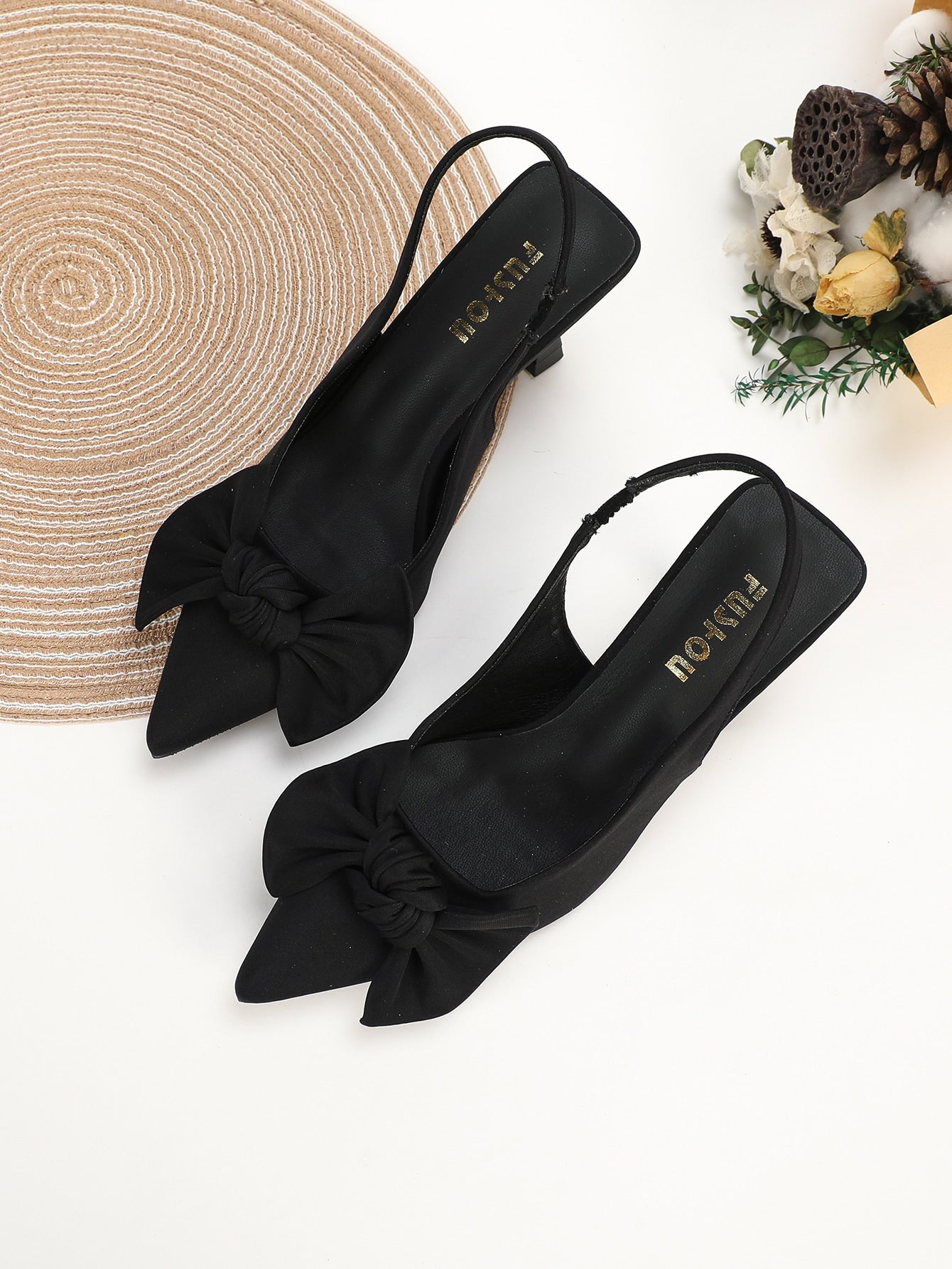 Bow Decor Point Toe Slingback Pumps shein