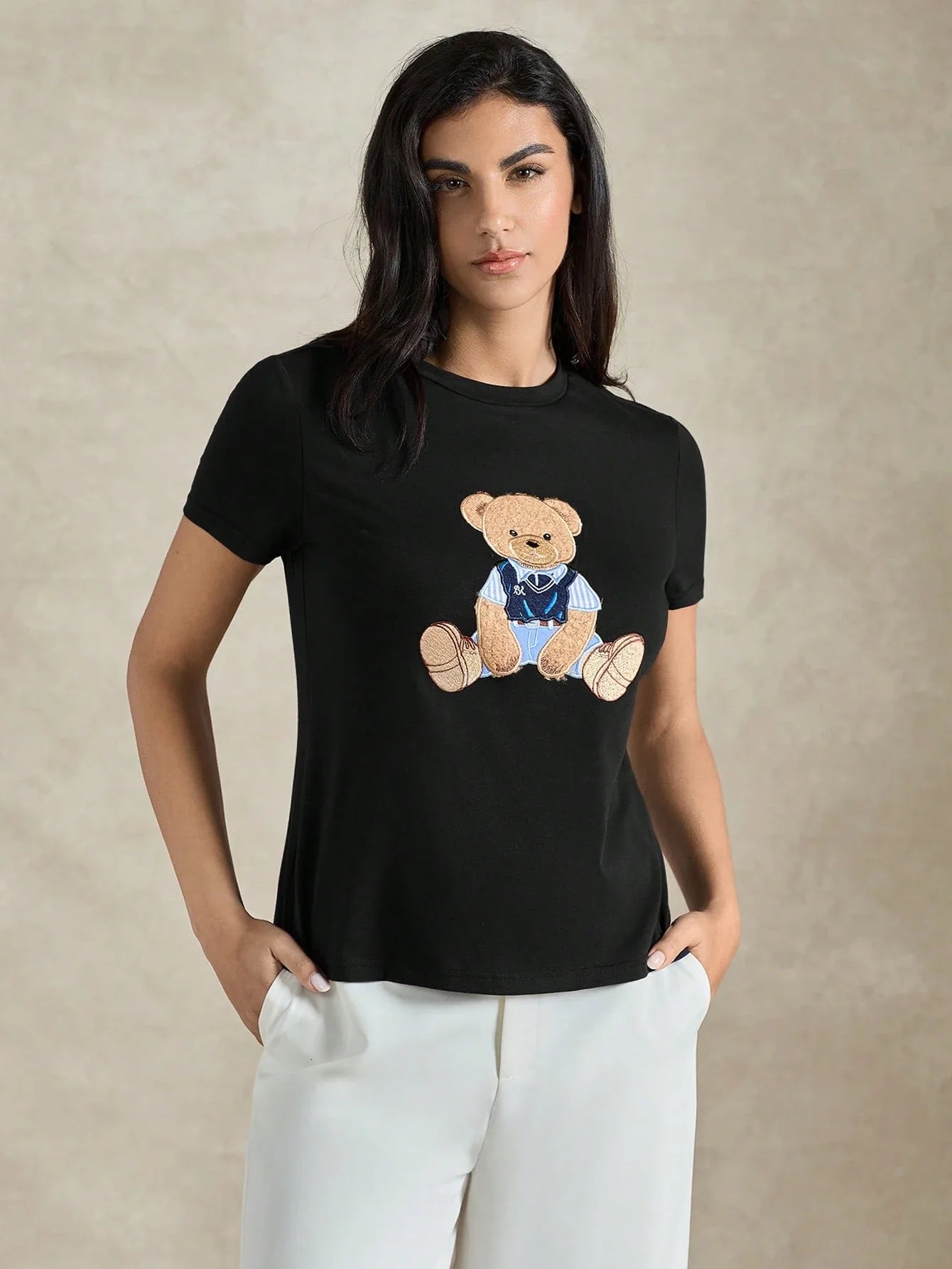 Women's Round Neck Bear Embroidery Casual Versatile Daily Wear Short Sleeve T-Shirt shein