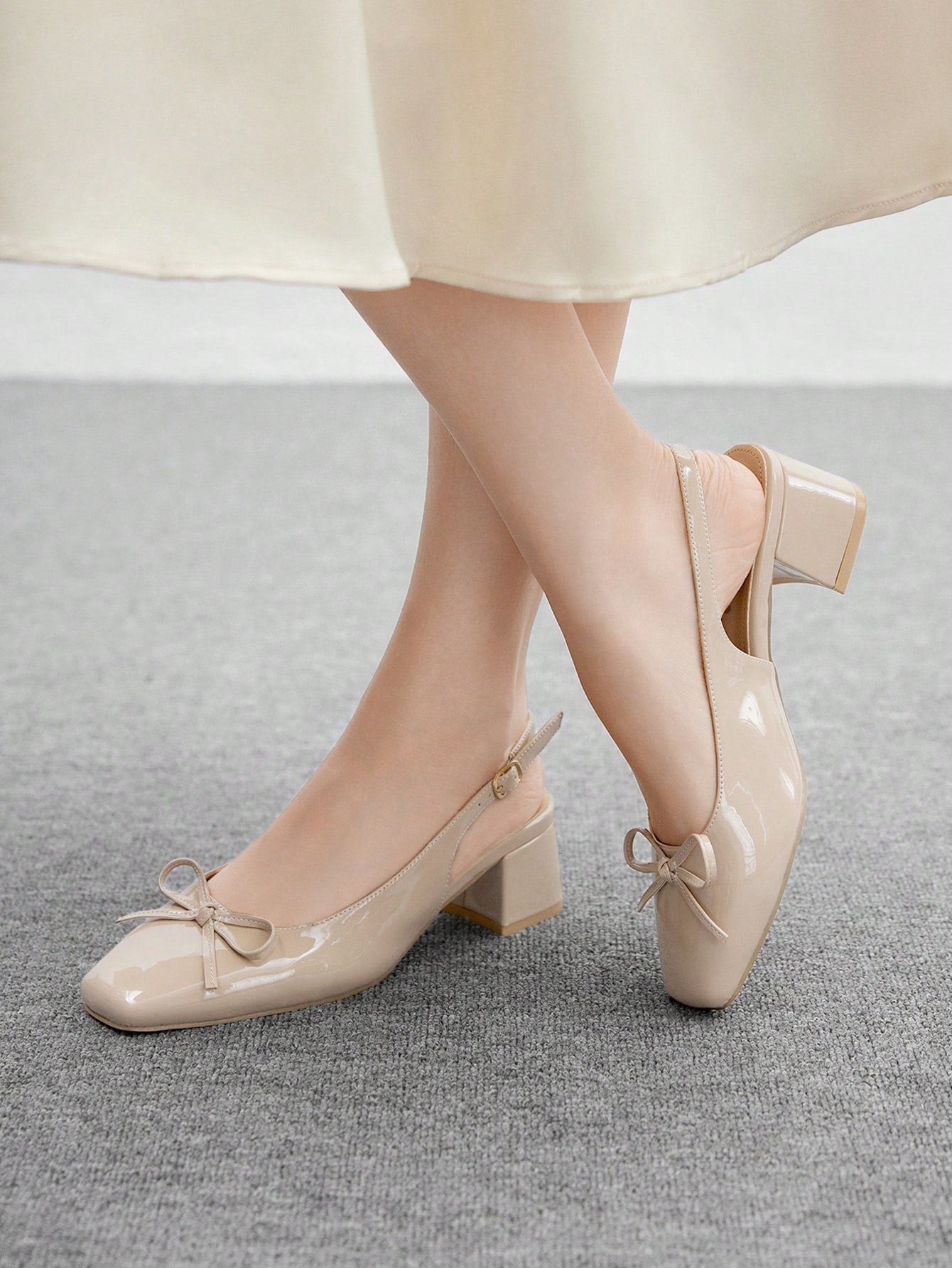 Women's Fashion Bow Backstrap Classic Low Chunky Heel Flats