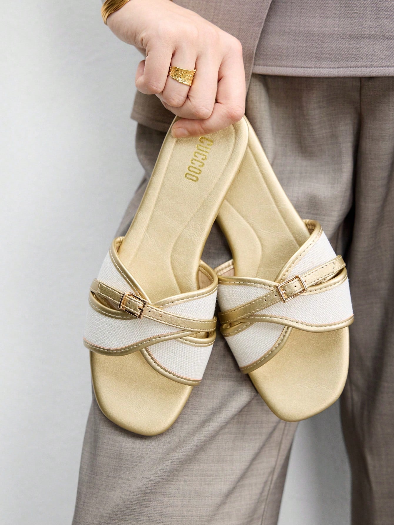 Simple Buckle Color Block Flat Sandals shein