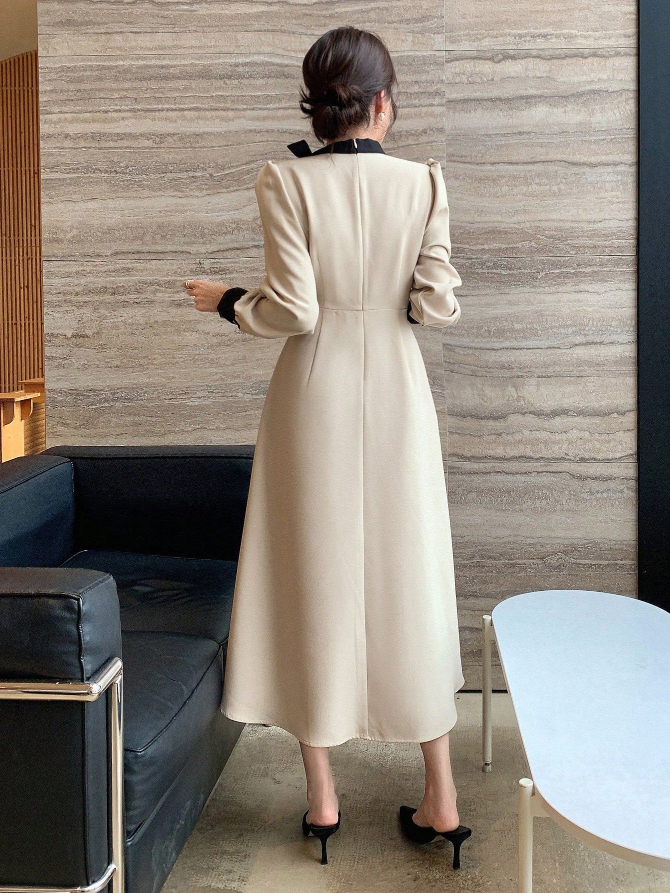 DAZY Homecoming Contrast Color Ruffle Collar Midi Dress