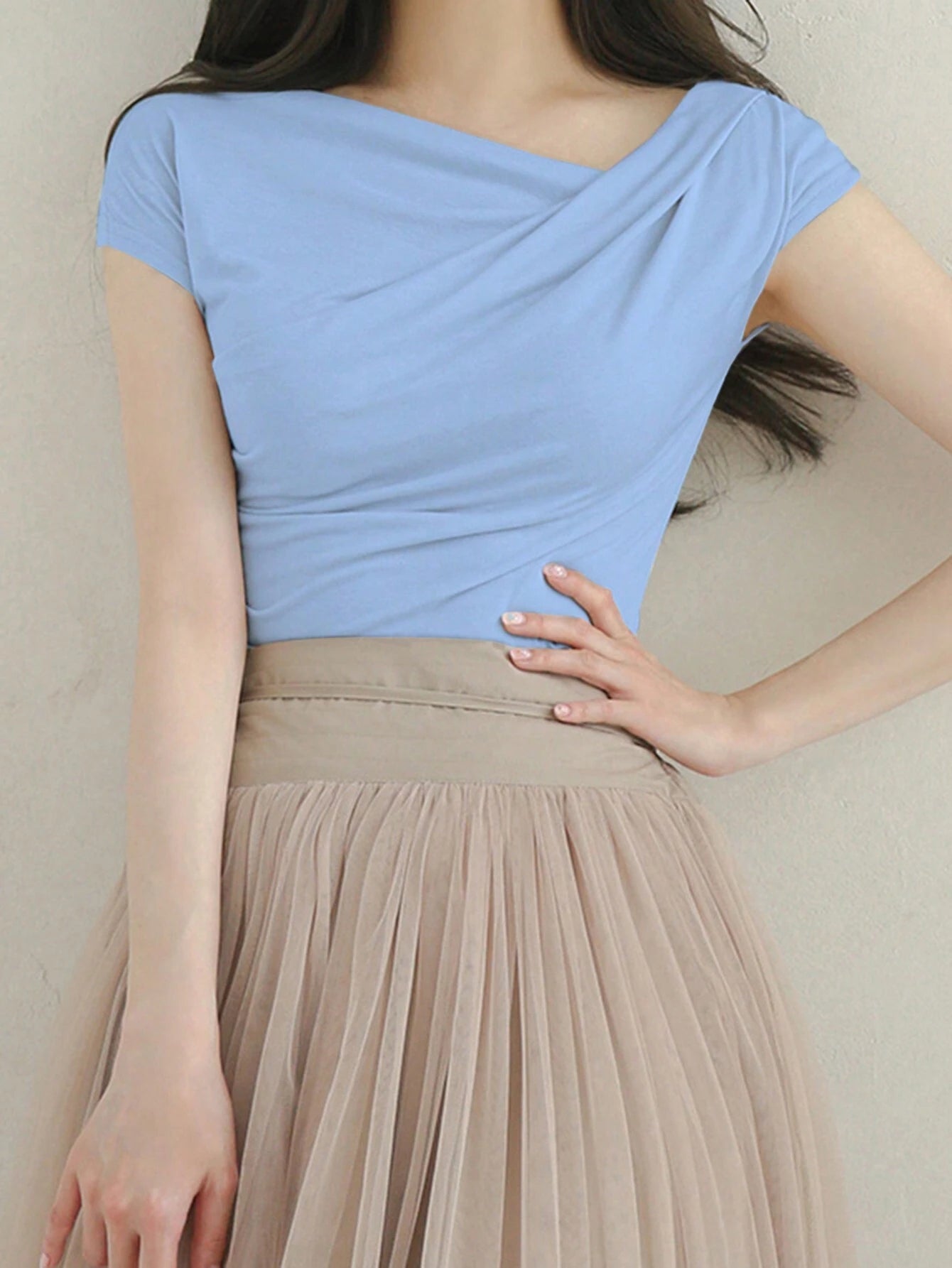 DAZY Women's Summer Solid Color Asymmetrical Collar Slim Short Sleeve T-Shirt