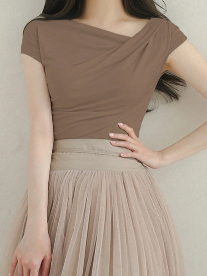 DAZY Women's Summer Solid Color Asymmetrical Collar Slim Short Sleeve T-Shirt