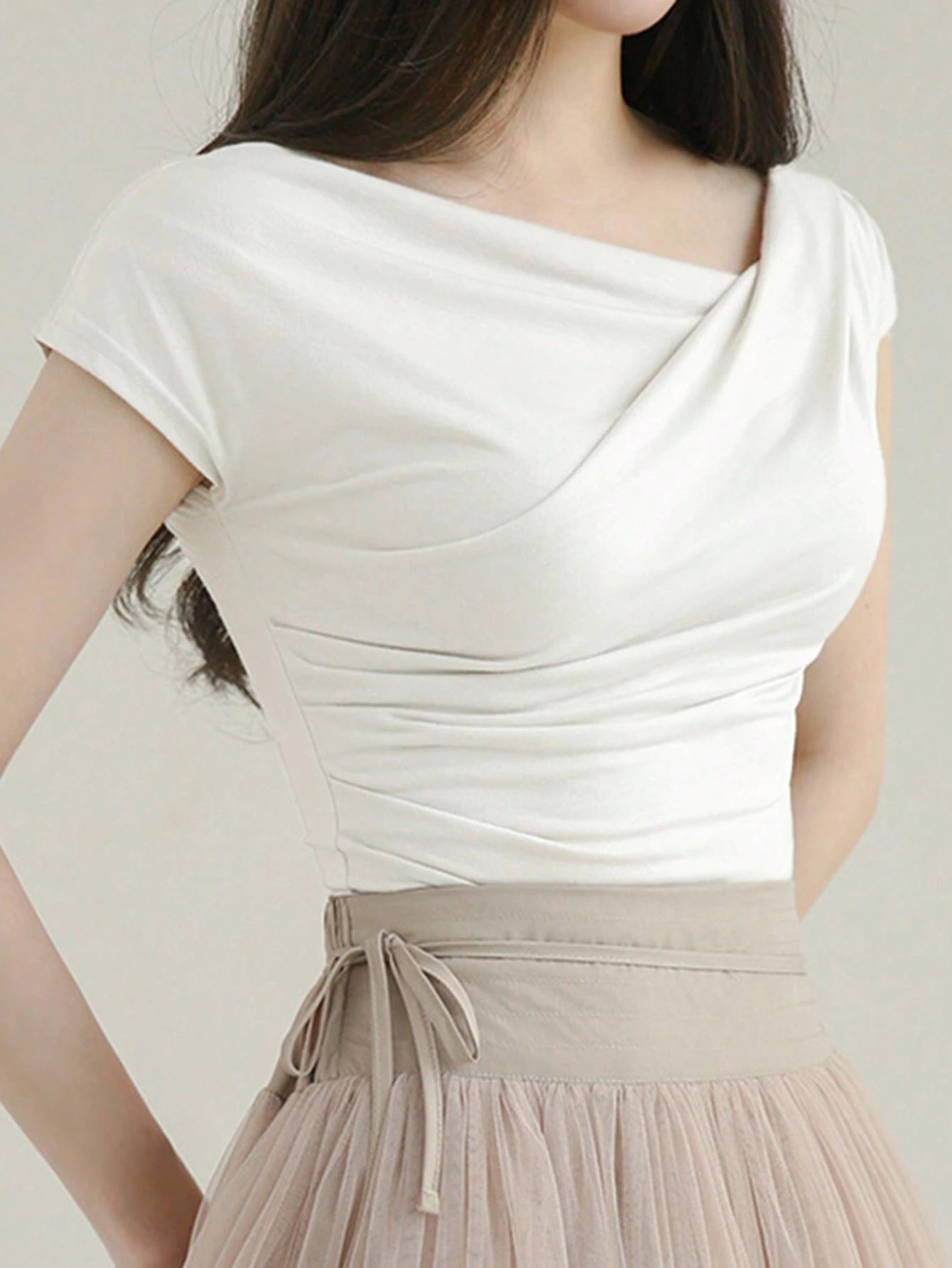 DAZY Women's Summer Solid Color Asymmetrical Collar Slim Short Sleeve T-Shirt