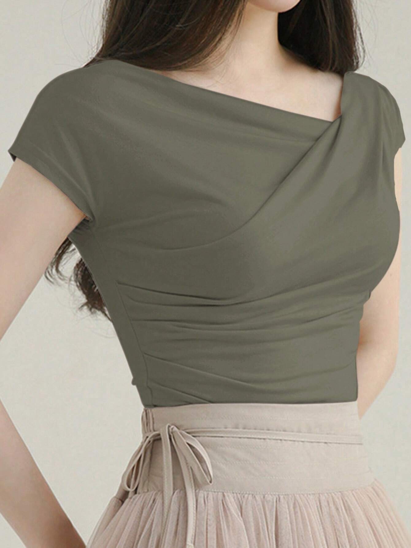 DAZY Women's Summer Solid Color Asymmetrical Collar Slim Short Sleeve T-Shirt