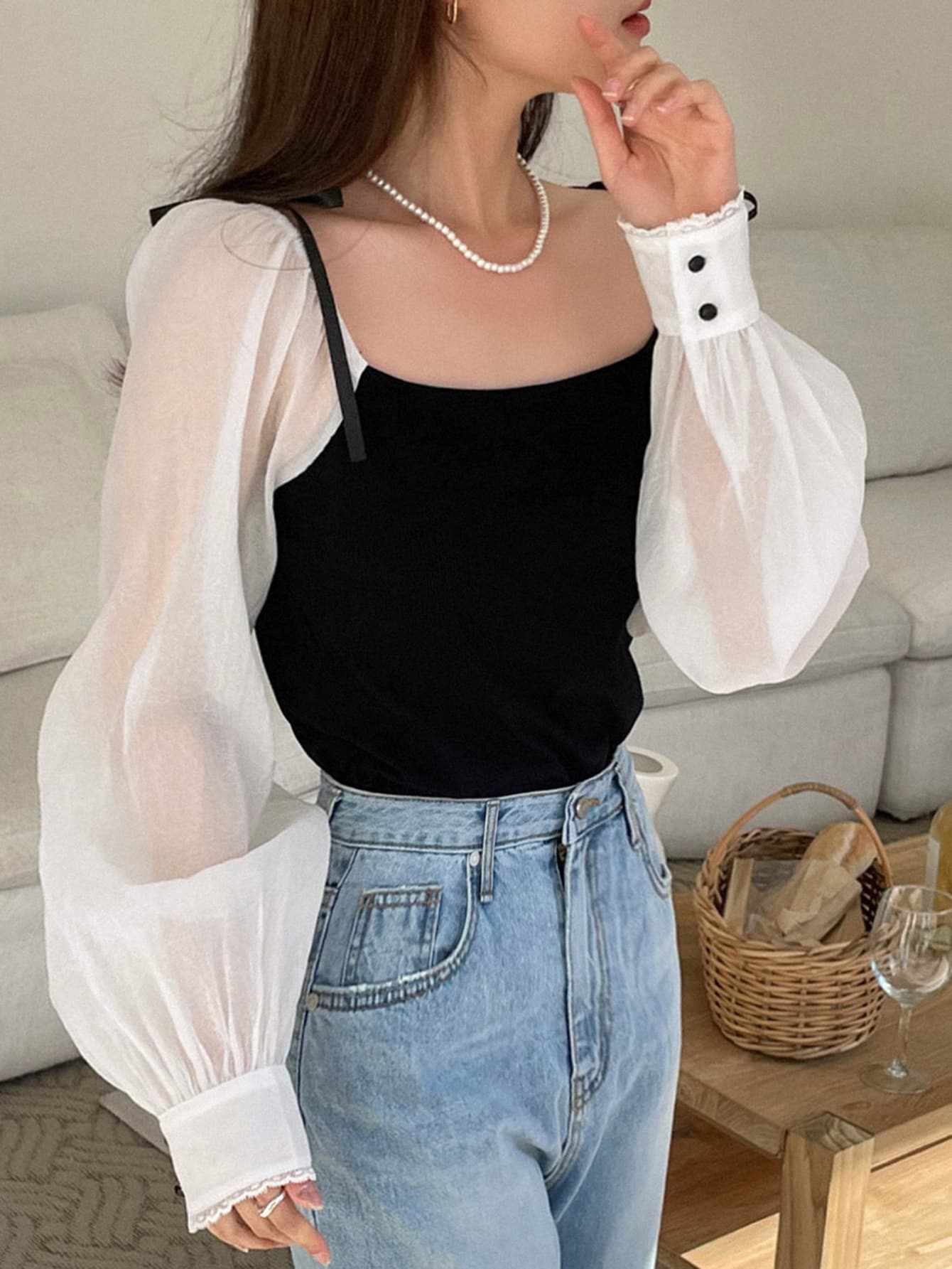 DAZY Two Tone Square Neck Lantern Sleeve 2 In 1 Blouse shein