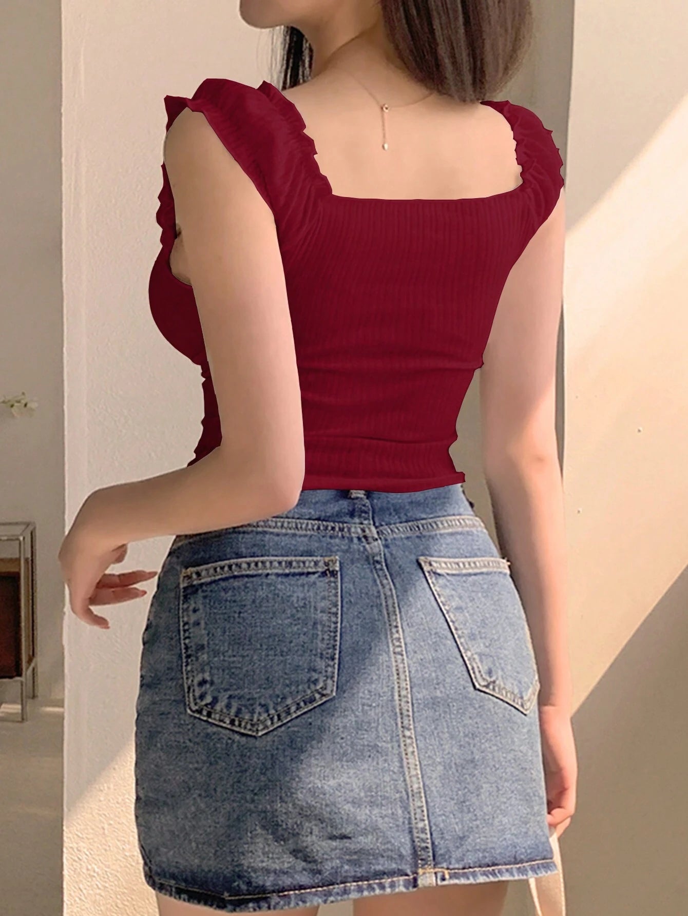 Women's Solid Color Sweetheart Neck Ruched Fitted Long Sleeve T-Shirt