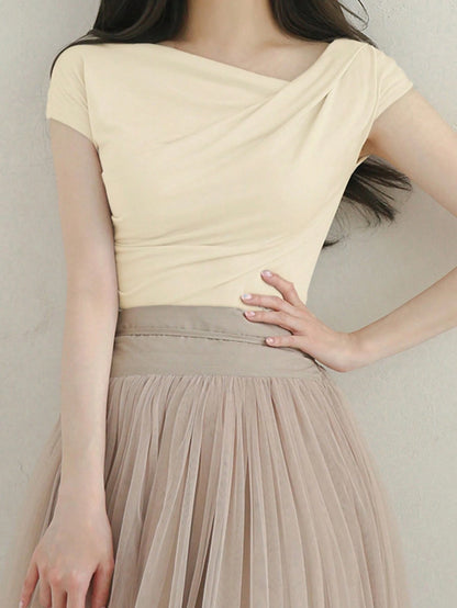 DAZY Women's Summer Solid Color Asymmetrical Collar Slim Short Sleeve T-Shirt