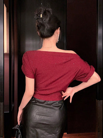 DAZY Solid Asymmetrical Neck Batwing Sleeve Tee